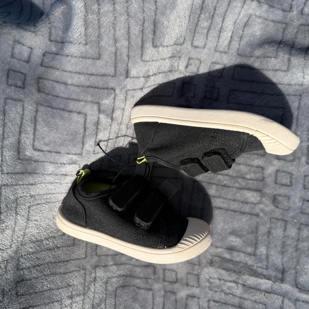 Cat & Jack Toddler Boys Black Canvas Sneakers Hook Loop Size 7 093041003